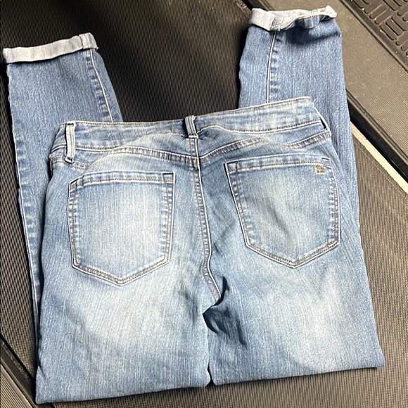 Stylish Blue Denim Jeans - Picture 2 of 4